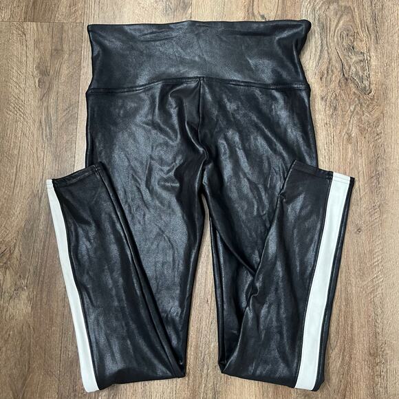 SPANX Women's Black Faux Leather Side Stripe Pull On Leggings‎ Size Large - Picture 10 of 12